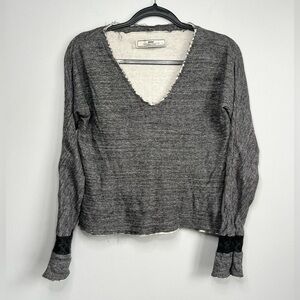 Initial Fashion Size S • Gray V Neck Long Sleeve Pullover Top Shirt.